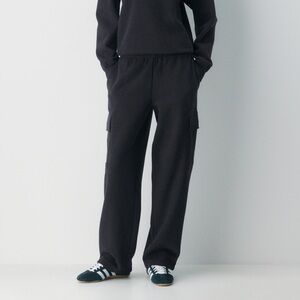 Aritzia SweatFleece Mega Cargo Sweatpant